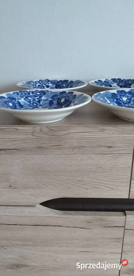 Talerze sygnowane koło Porcelana i szkło Przedbórz