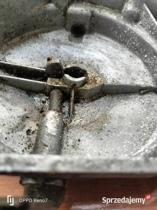 Dekiel pokrywa silnika komar motorynka