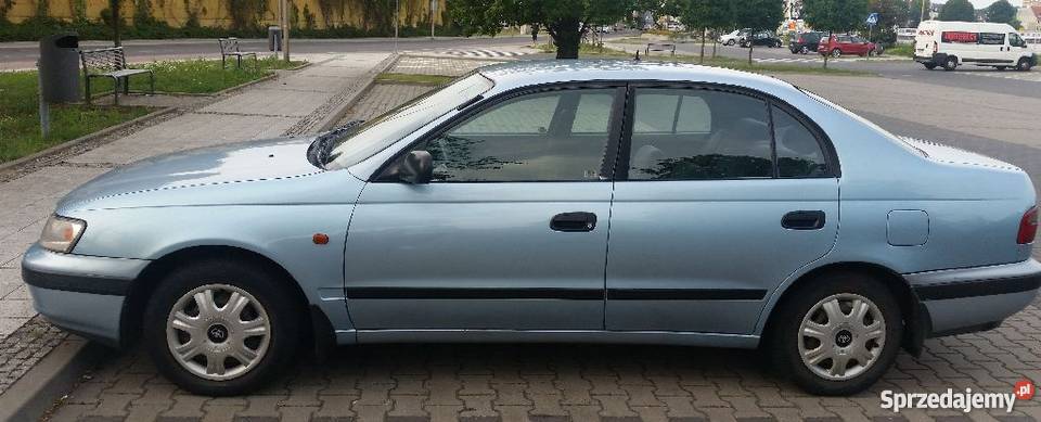 Toyota Carina GLi 20 LPG Świnoujście