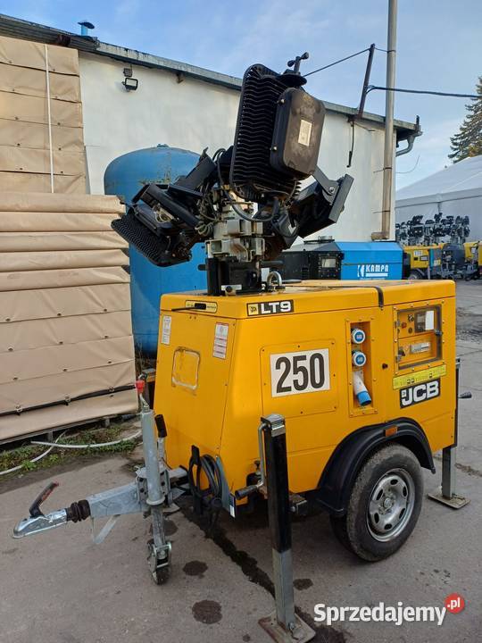 Hydrauliczny Masz Oświetleniowy JCB LT9 LED Jelcz-Laskowice
