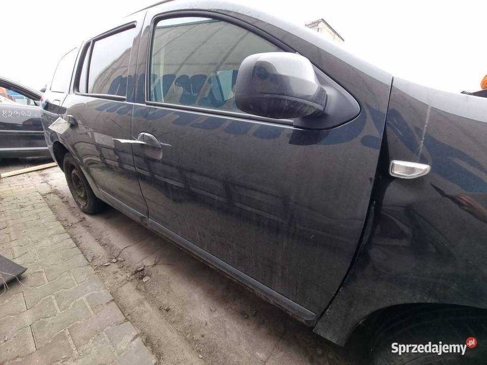 DRZWI PRAWE PRZÓD DACIA LOGAN NV676 Lipno