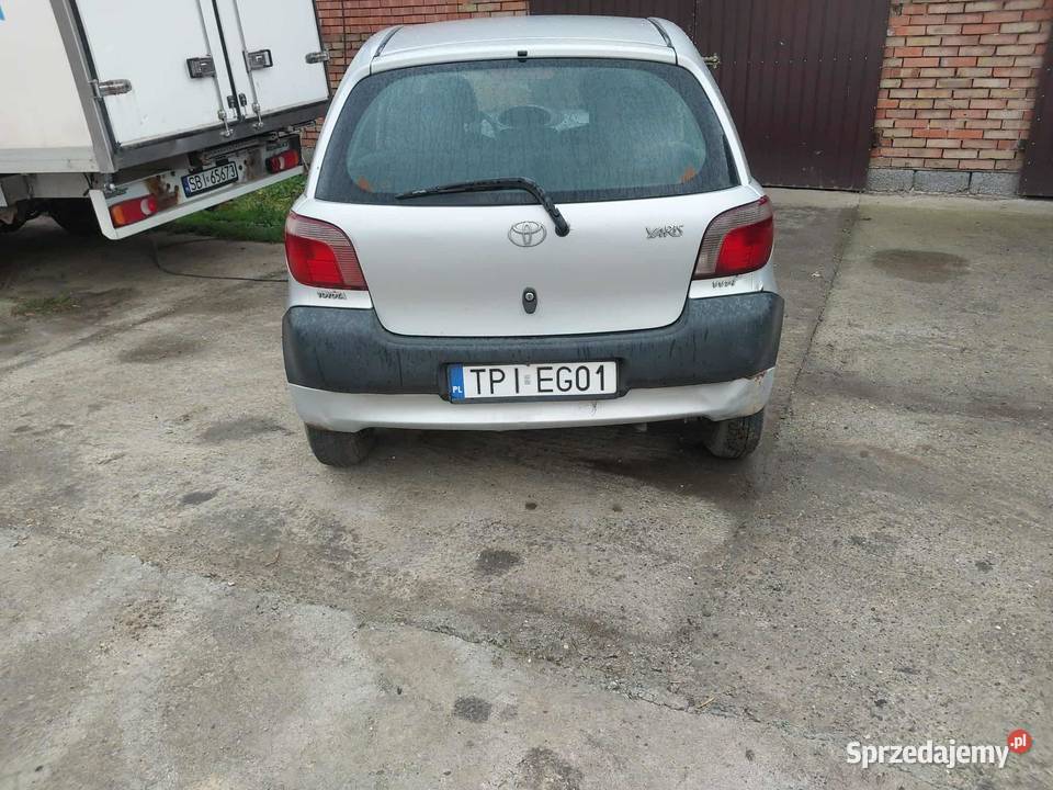 Samochód osobowy TOYOTA JARIS Kujawki