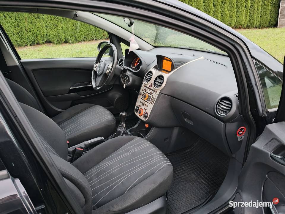 Opel Corsa 14 benzyna stan benzyna Rzeszów