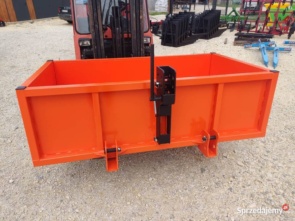 Skrzynia transportowa na tuz nowa soldna masywna nieuszkodzony Lublin