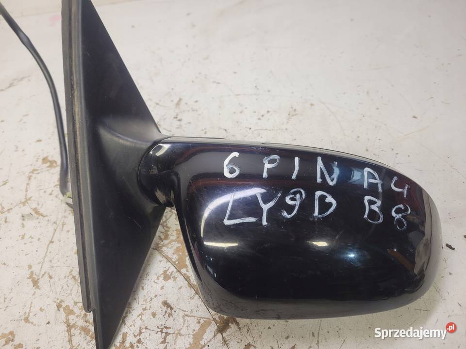 LUSTERKO PRAWE AUDI A4 B8 LIFT LY9B 6PIN UK Przystajń