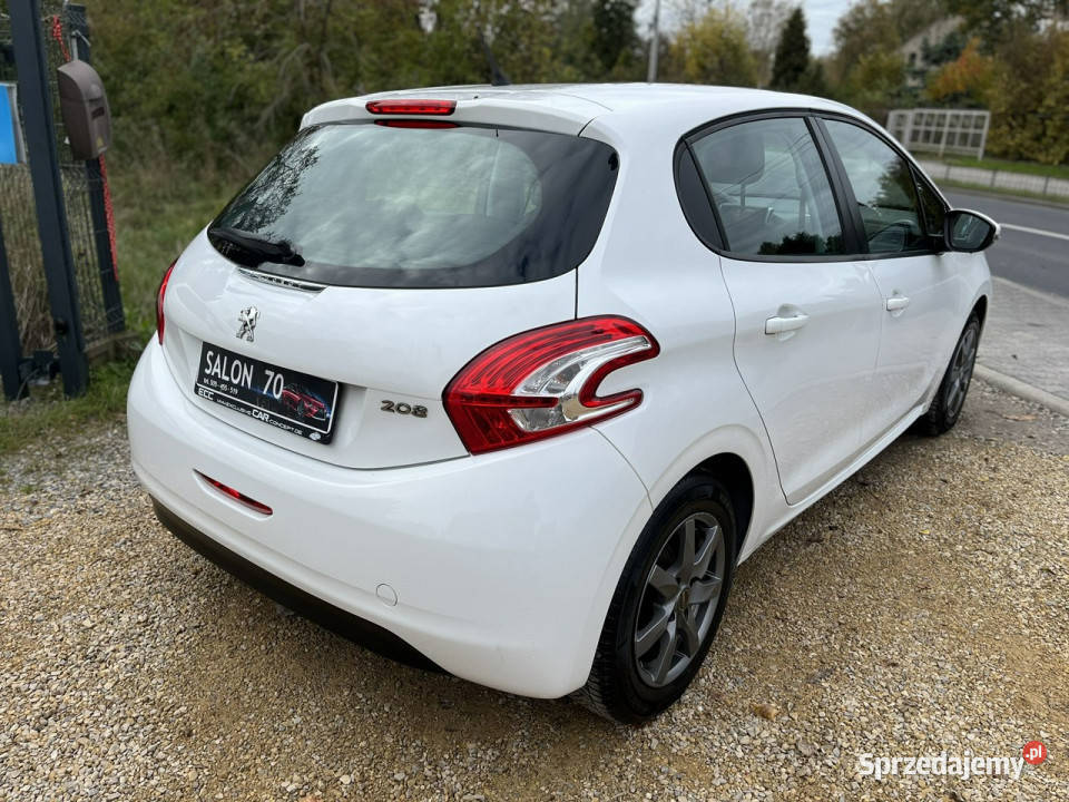 Peugeot 208 10 1wł Oryginal Lakier Klima Alu wielofunkcyjna kierownica