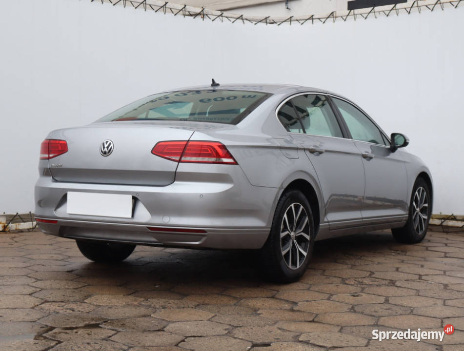 VW Passat 20 TDI Rok produkcji 2019 łódzkie Łódź sprzedam