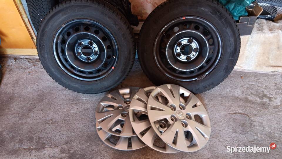 Opony zimowe na stalowych felgach R15 Chojnów