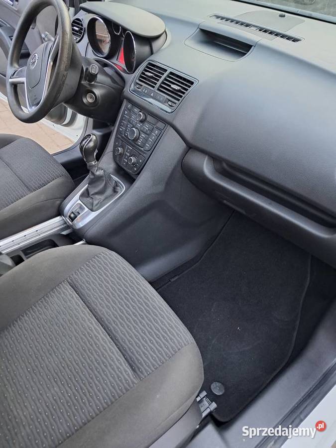 Sprzedam opel Meriva 16cdti 2017r