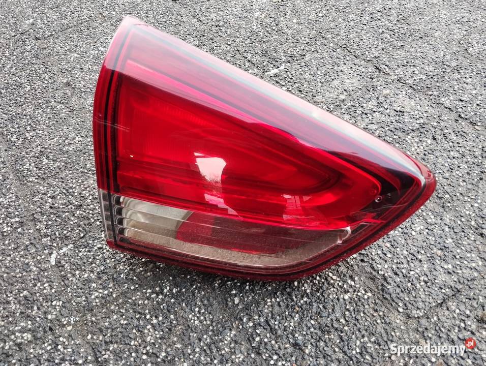 Lampa klapy bagażnika Renault Clio IV lewy tył Lampy tylne Kamieniec