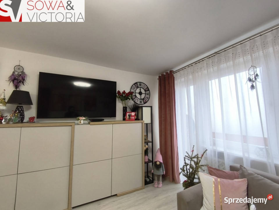 Komfortowe mieszkanie z widokowym balkonem Wałbrzych