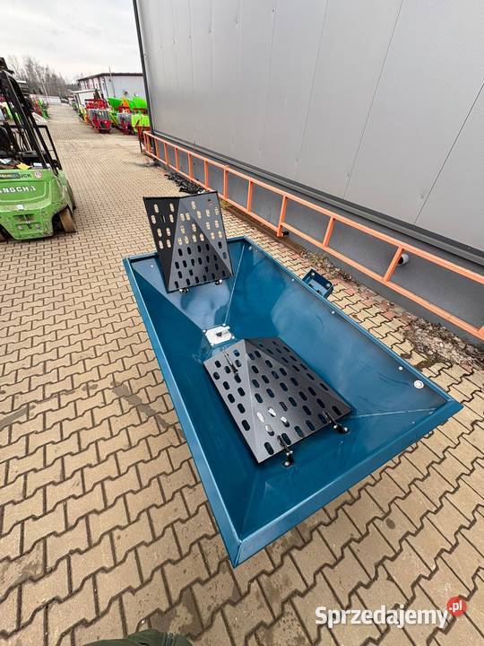 Precyzyjny dwutalerzowy rozsiewacz nawozu nieuszkodzony Rozsiewacze nawozów