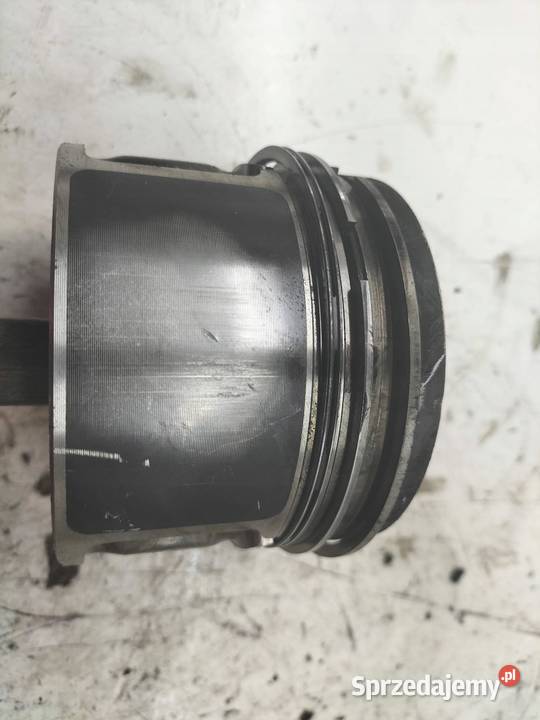 TŁOK KORBOWÓD 27 TD Nissan Terrano II 19932007 Rok produkcji 2001 świętokrzyskie