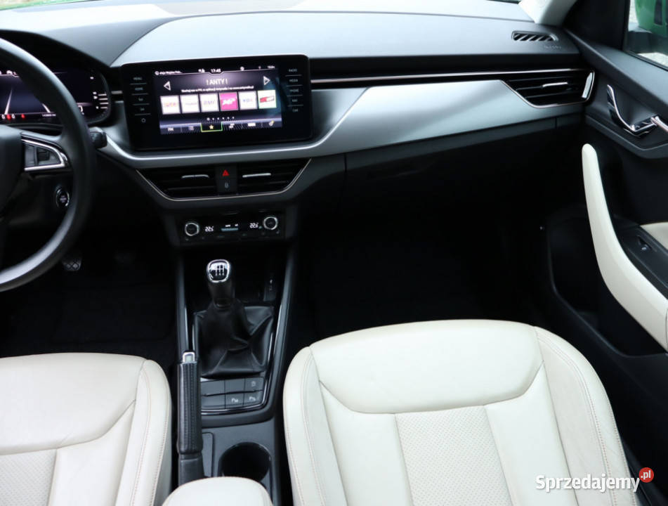 Skoda Kamiq 10 TSI czujnik martwego pola