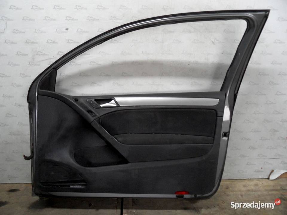 VW GOLF VI 10r drzwi prawy przód osobowe