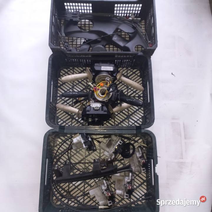 785652095 Sprzedam czesci fiat 500 Rok produkcji 2010 Radomsko