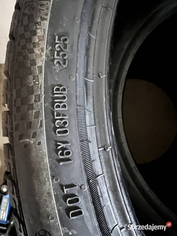 Continental WinterContact TS 860 S 2553519r 19cale Krasnosielc