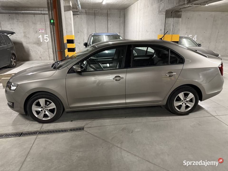 Skoda Rapid Salon Polska Niski przebieg welurowa tapicerka Rapid świętokrzyskie sprzedam