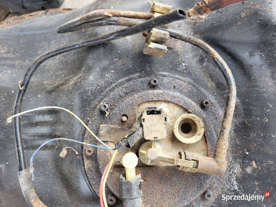 Zbiornik paliwa Daihatsu Terios 1 Części i akcesoria motocyklowe Elbląg sprzedam