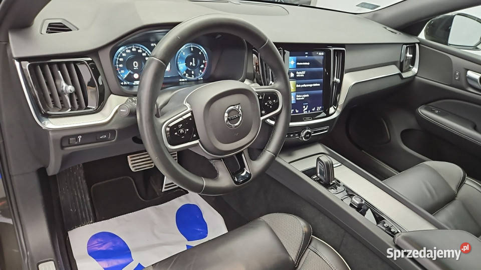 Volvo V60 B4 D Plus Dark aut Z Polskiego Salonu immobilizer Motoryzacja Warszawa