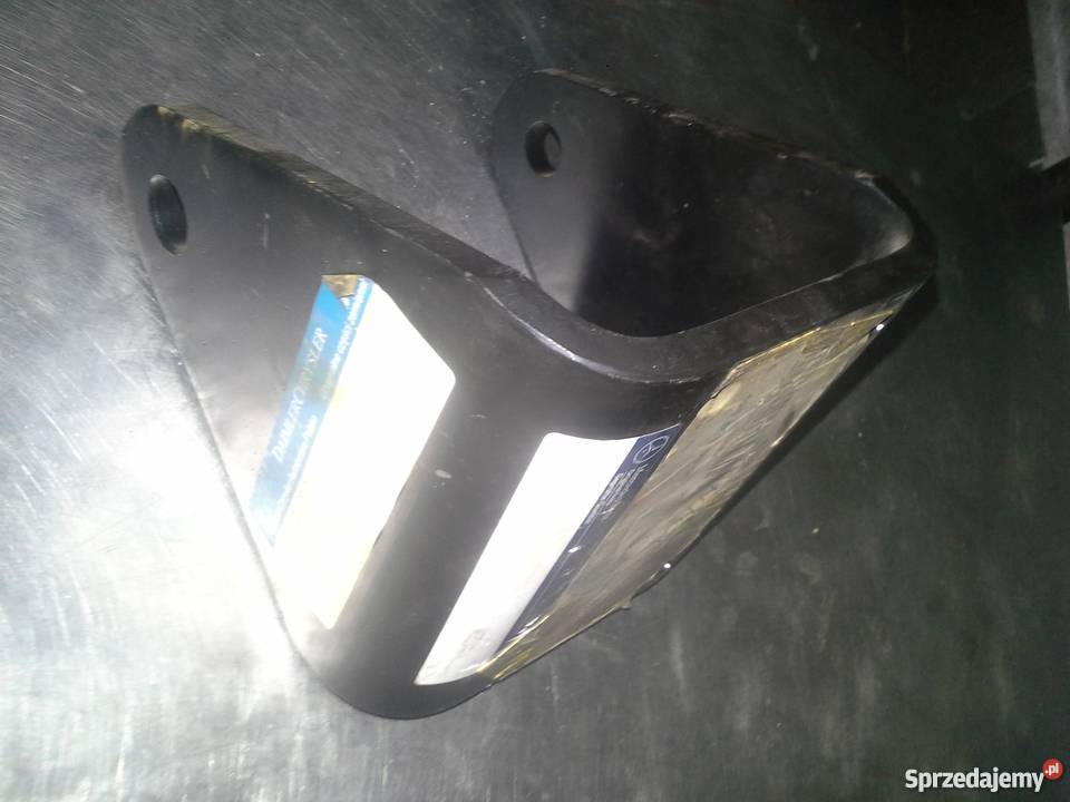 WSPORNIK ZACZEPU KABINY MERCEDES 1834 1831 1922