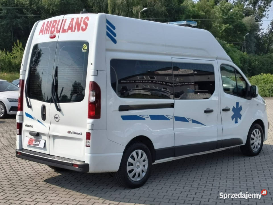 Opel Vivaro 16 cdti 145 ambulans karetka nosze Kęty sprzedam