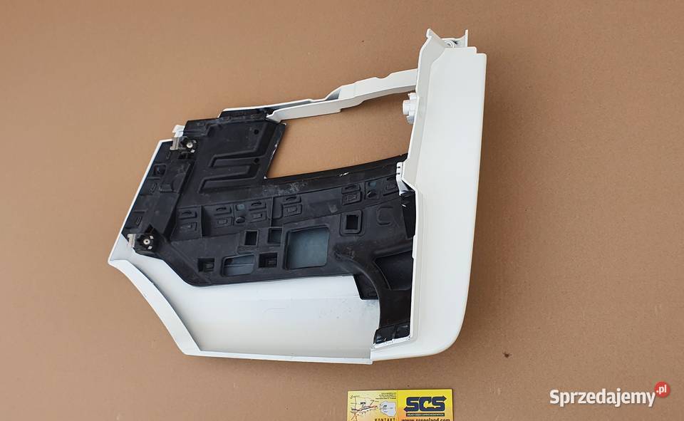 MAN TGX E6 EURO 6 OKULAR HALOGENU NAROŻNIK Bieleń