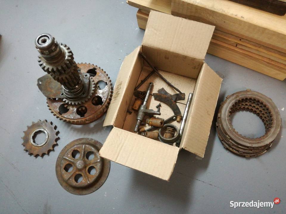DKW NZ 250 czesci skrzyni biegow Części Rzeszów sprzedam