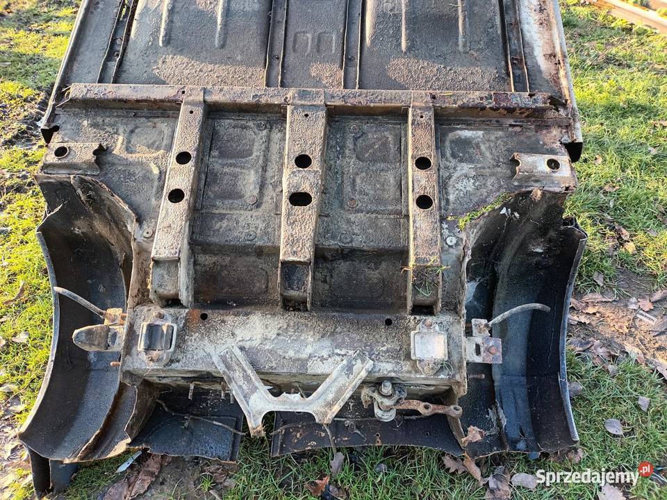 Karoseria fiat 126p podloga podluznica elementy Nisko