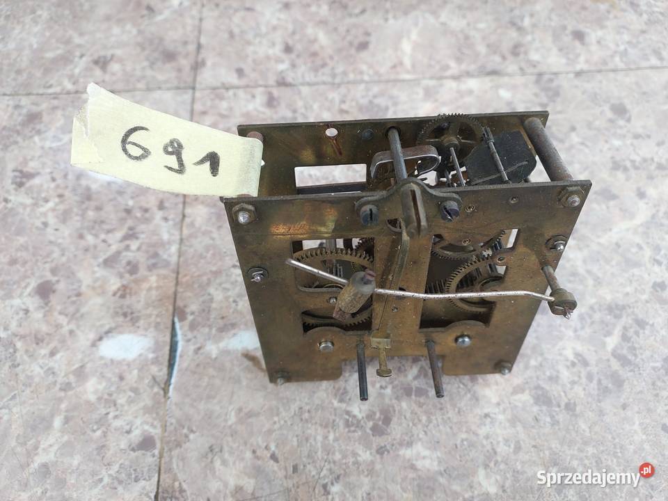 691 Mechanizm starego zegara ściennego Reform Tczew