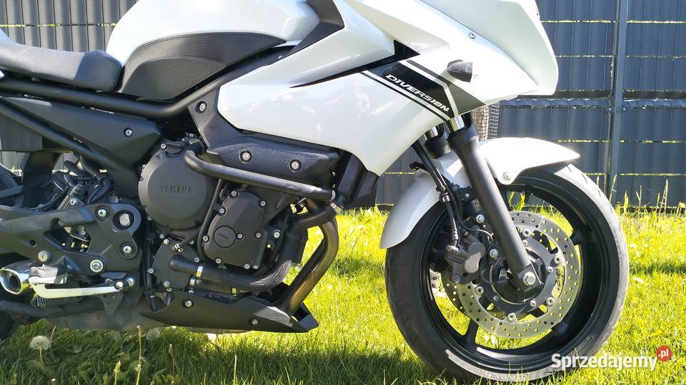 Yamaha XJ6 Diversion perła