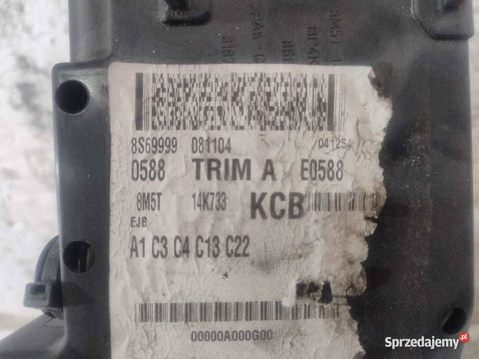 SKRZYNKA BEZPIECZNIKÓW FORD C 16 TDCI sprzedam