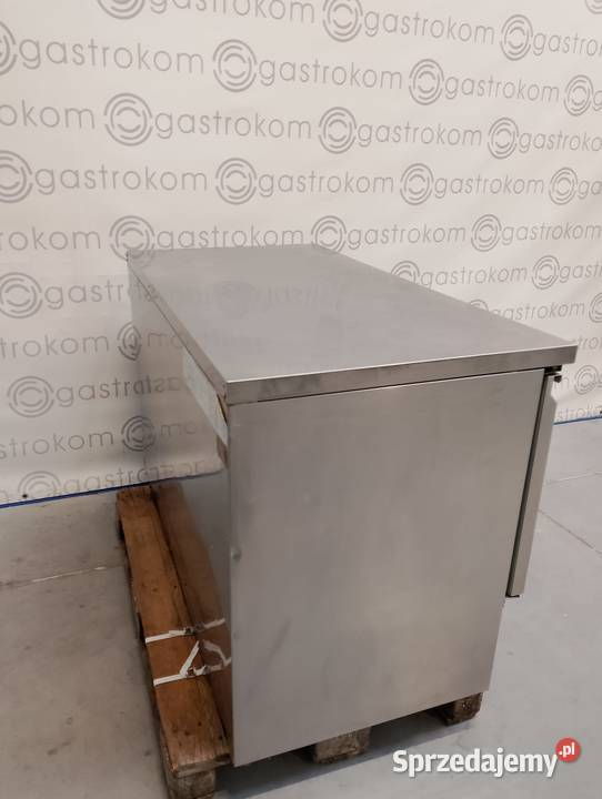 Stół chłodniczy 3drzwiowy 368L S903 SS TOP