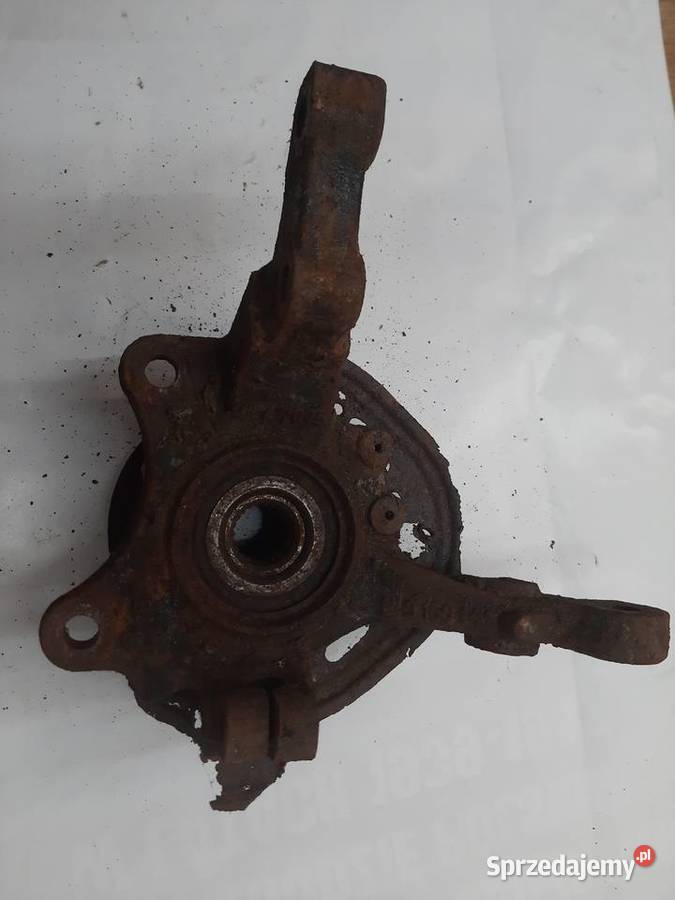 Opel Corsa C 10 12V prawa zwrotnica osobowe łódzkie