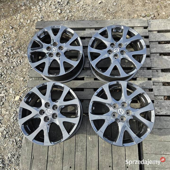 Sprzedam w ładnym stanie felgi r18