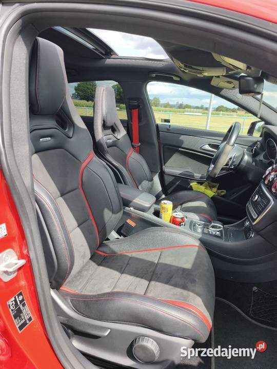 Mercedes CLA45 AMG lift 4matic 20T386 salon