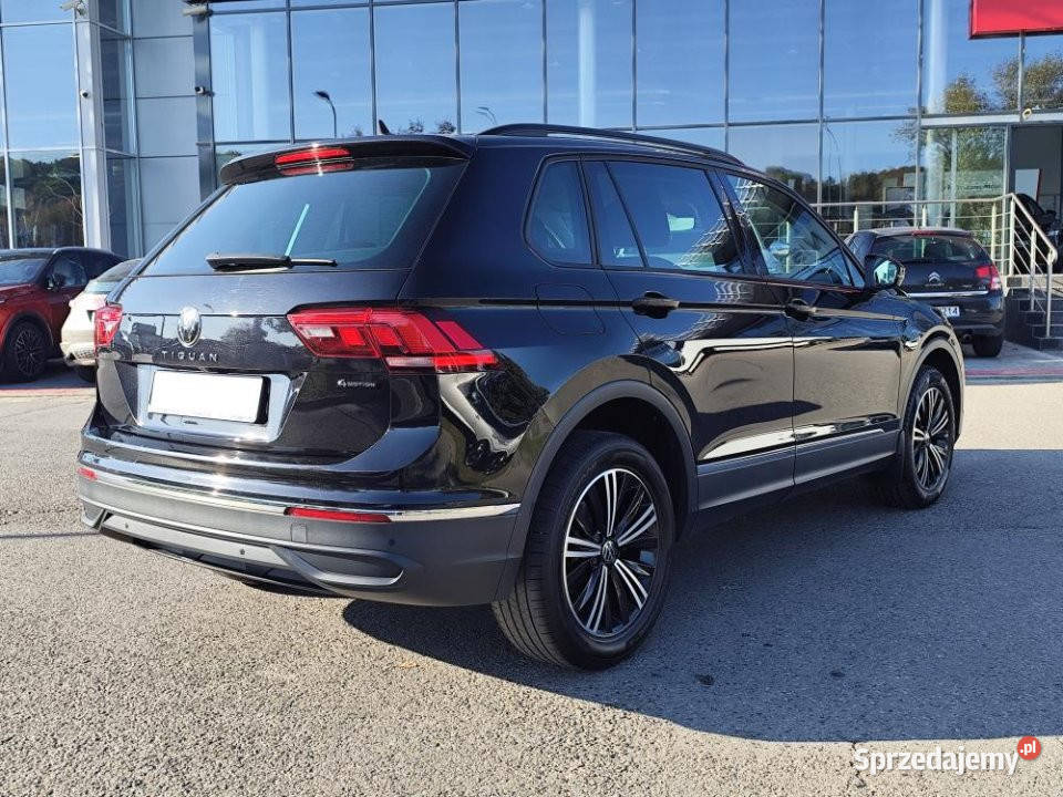 Volkswagen Tiguan 2022r LED kamera asystenci automatyczna Kraków