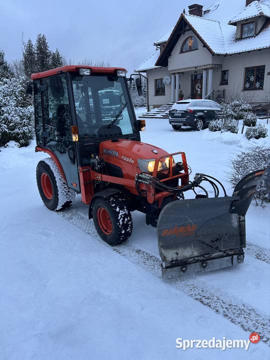 Kubota B2530 Ładowacz czołowy