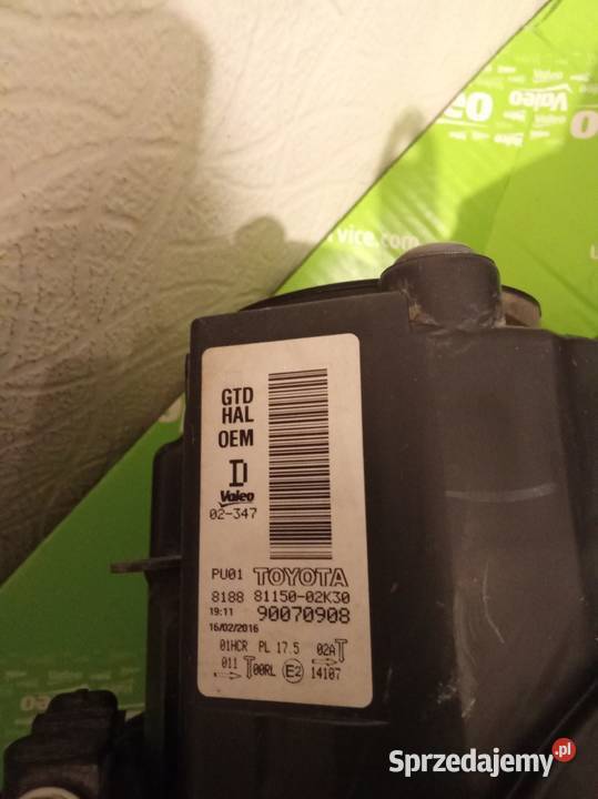 Toyota Auris IILED lift2018rreflektory orginal osobowe dolnośląskie Kamieniec Wrocławski