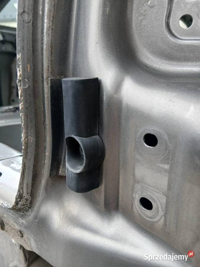 Górny Ślizg mocowanie zderzaka prawy tył Audi A6 śląskie Szczerbice