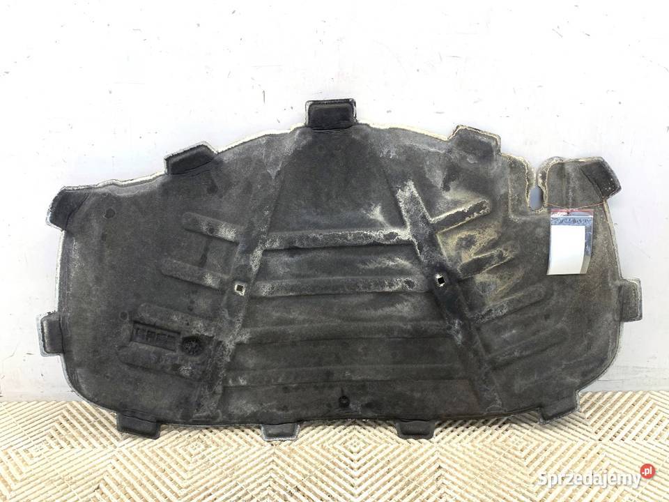 WYGŁUSZENIE MASKI AUDI A3 8V SedanLimuzyna