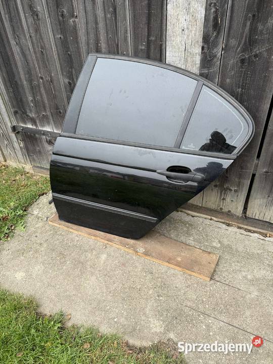 Części do bmw e46 19 kolor schwarz 2 drzwi klapa lubelskie Lublin sprzedam