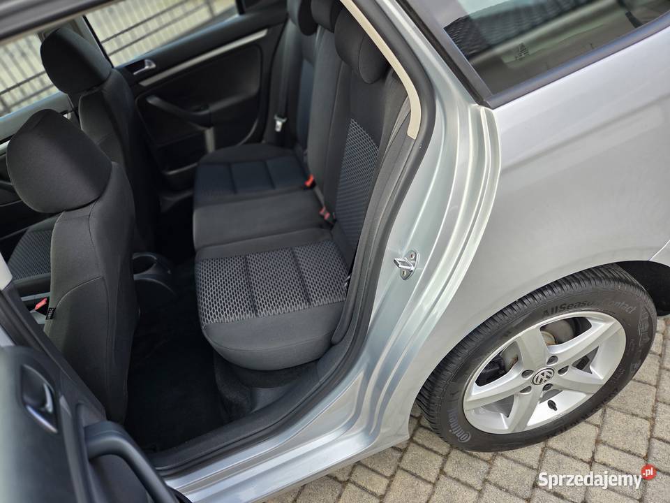 16TDI 105 Klima Elektryka DRL Isofix AUX isofix wielkopolskie