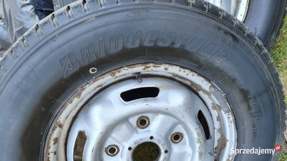 Opony R1621575 pełne koła Ford