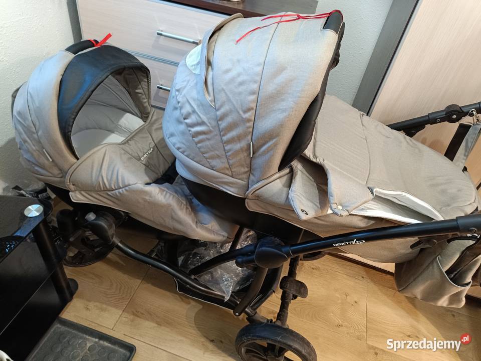 Sprzedam wózek bliźniaczy Myślachowice sprzedam