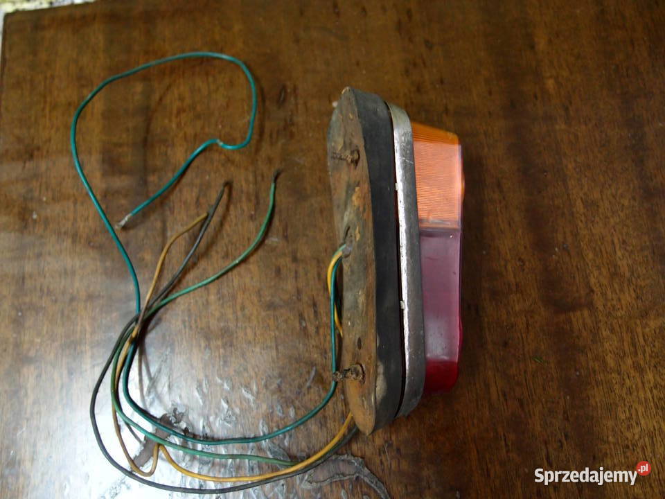 Lampa tylna syrena 105 Lampy tylne łódzkie Łódź