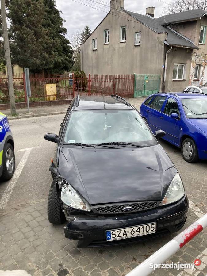 ford focus mk1 na części 2003 uszkodzony Focus