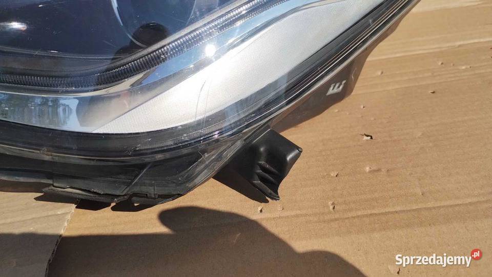 Reflektor Lampa Przód Lewa Led Toyota Aygo II 2 sprzedam