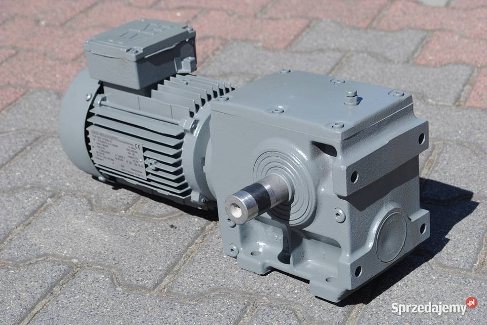 Motoreduktor kątowy 075kw 65obrmin Firmy Kargowa