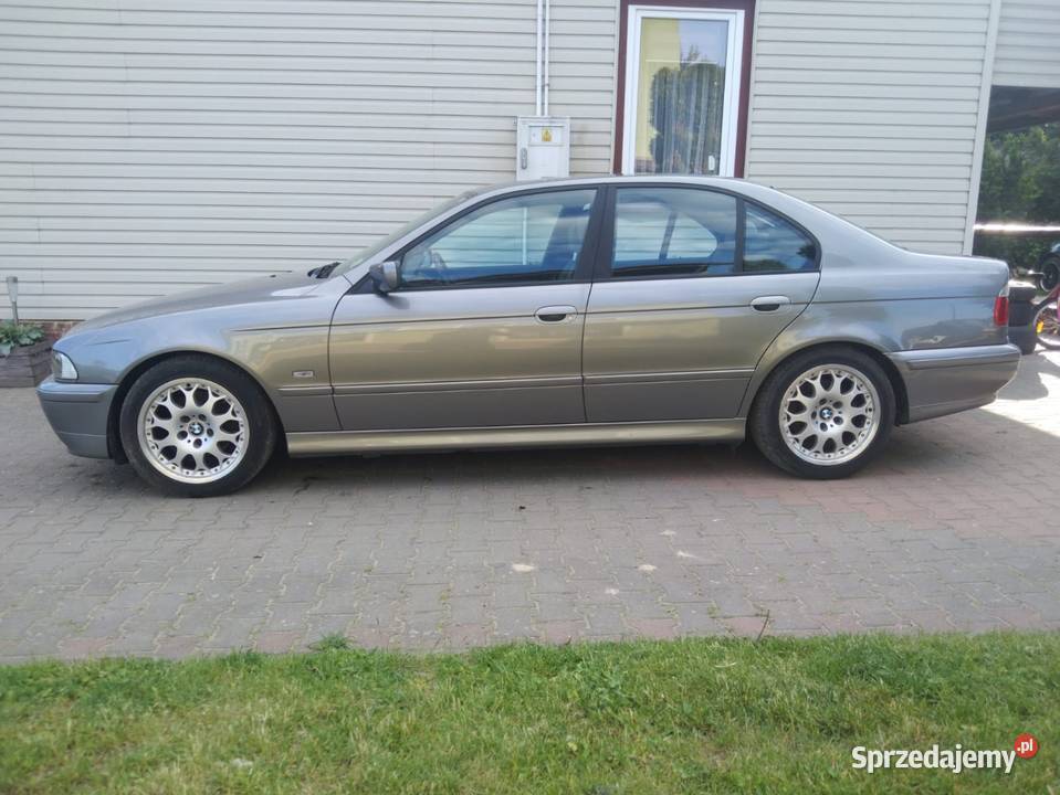 BMW E39 525i BENZYNA 192 2002r MANUAL 240 Lipsko sprzedam